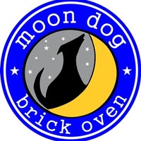 Das Foto wurde bei Moon Dog Brick Oven von Charlotte K. am 3/13/2012 aufgenommen