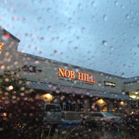 Das Foto wurde bei Nob Hill Foods von ImNotAngie am 4/26/2012 aufgenommen