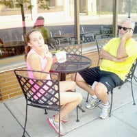 Photo taken at Chilly Billy&amp;#39;s Frozen Yogurt by Lossie F. on 9/2/2012