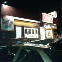 Photo taken at OXXO by La Chica B. on 3/26/2012