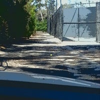 Foto scattata a Racquet Club of Irvine da Zurlene A&amp;#39;Moore il 9/2/2012