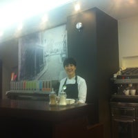 Das Foto wurde bei La Nevateria &amp;quot;Sweets &amp;amp; Coffee&amp;quot; von Joan L. am 3/17/2012 aufgenommen