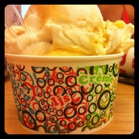 Foto scattata a Gelataria Neveiros da Ricardo T. il 7/16/2012