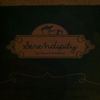Foto tomada en Serendipity Tea Room  por Agustin R. el 7/8/2012
