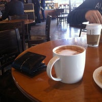 Photo taken at Starbucks by Hyuk Joo K. on 3/28/2012