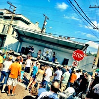 Photo taken at 17th Street Farmer&amp;#39;s Market by Andreas A. on 8/12/2012