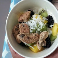 4/14/2012에 STYLO G.님이 Berrystar Frozen Yogurt에서 찍은 사진
