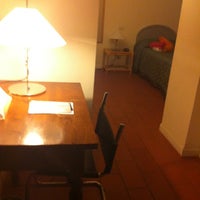 Foto scattata a Hotel Residence Palazzo Ricasoli da Madler il 9/5/2012