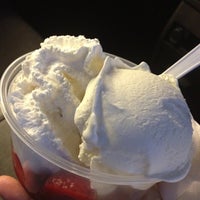 Photo taken at Sheridan&amp;#39;s Frozen Custard by Ravyn C. on 8/23/2012