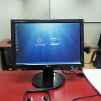 Photo taken at Linux Center Latin America by JAIME N. on 5/4/2012