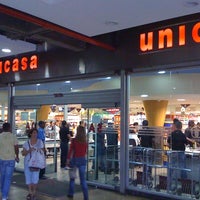 Photo taken at Supermercado Unicasa by Manasés C. on 3/27/2012