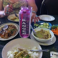 Photo taken at Munch Thai Food &amp; Sweet Tea by Jo G. on 5/12/2012
