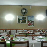 Photo taken at Restaurante Feijão de Corda by Willian H. on 4/28/2012