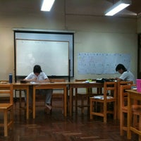 Photo taken at ห้อง ม. 6/2 @ Roong Aroon School by Malaengpor P. on 8/29/2012