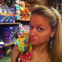 Photo taken at Cracker Barrel Old Country Store by Allyson J. on 7/28/2012