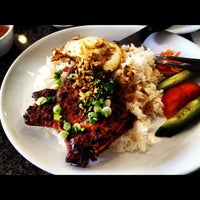 Photo taken at Hung Phat Vietnamese Noodle House by leiiilaaani on 4/23/2012