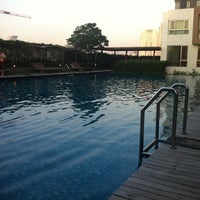 Photo taken at Q House Condo Sathorn - Swimming Pool by Orange S. on 3/20/2012