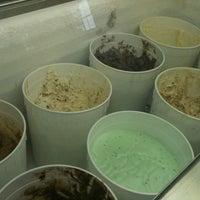 Photo taken at Sweet Things Ice Cream by Gabrielle E. on 9/7/2012