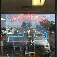 4/15/2012 tarihinde Buddy M.ziyaretçi tarafından Thundercloud Subs'de çekilen fotoğraf