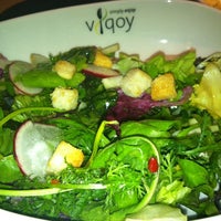Photo taken at VIQOY Restaurants München by Susanne H. on 7/10/2012