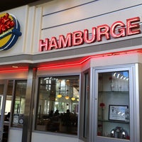 Johnny Rockets (Now Closed) - American Restaurant in Downtown Sacramento