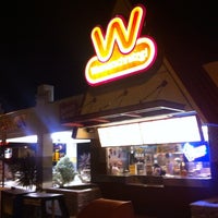 Photo taken at Weinerschnitzel by Nadeem B. on 5/22/2012