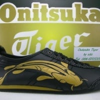 Photo taken at Onitsuka Tiger by Ichi by onitsuka tiger i. on 6/11/2012