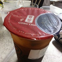 Photo taken at Gong Cha 贡茶 by Che F. on 6/8/2012
