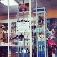 Foto tirada no(a) CIEL Parfum por Dmitry V. em 8/22/2012