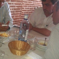 Foto tomada en Restaurante La Cocina Vieja  por Villaron L. el 6/6/2012
