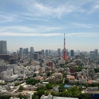 Photo taken at En Cafe (Google Tokyo) by Taj M. on 7/11/2012