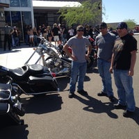 Das Foto wurde bei Buddy Stubbs Anthem Harley-Davidson von Chris P. am 3/30/2012 aufgenommen