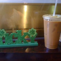 Foto tomada en The Irish Coffee House  por Kent M. el 6/30/2012