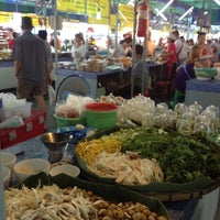Photo taken at ตลาดพิบูลย์วิทย์ 3 by Thara T. on 3/13/2012