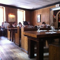 Foto tirada no(a) The Porterhouse at Fraunces Tavern por Dan H. em 6/20/2012