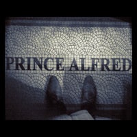 รูปภาพถ่ายที่ Prince Alfred Hotel โดย Leonard W. เมื่อ 9/8/2012