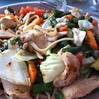 Foto tomada en Thai Soon Restaurant  por Georgina T. el 4/22/2012