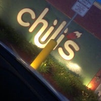 รูปภาพถ่ายที่ Chili&amp;#39;s Grill &amp;amp; Bar โดย Jayson d. เมื่อ 6/30/2012