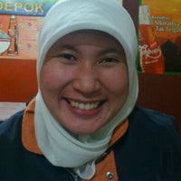 Photo taken at Bakso kotak kukusan by Agung C. on 2/13/2012