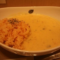 Photo taken at Chowder&amp;#39;s Select Soup! ecute品川店 by Aya K. on 8/20/2012