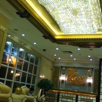 Photo taken at The Victoria Hotel Macau by Neriza P. on 8/23/2012