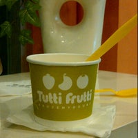 Review Tutti Frutti Frozen Yogurt - CiWalk