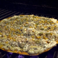 Photo taken at Tatati Pizza Gourmet by Rodrigo M. on 3/9/2012