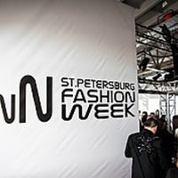 Photo taken at DNN Fashion Week Ткачи by 🔆Nataliya R. on 4/9/2012