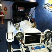 Foto tomada en Northeast Classic Car Museum  por Craig S. el 4/22/2012