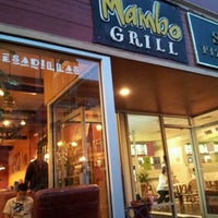 Foto tirada no(a) Mambo Grill por Geoff F. em 3/19/2012