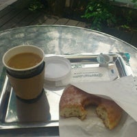 Photo taken at DOUGHNUT PLANT 自由が丘店 by Takeaki O. on 6/17/2012