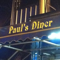 รูปภาพถ่ายที่ Paul&amp;#39;s Family Diner โดย Rob F. เมื่อ 8/24/2012
