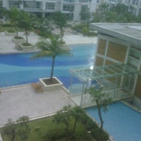 Photo taken at Swimming Pool Apartement CBD Pluit by Devin A. on 2/28/2012