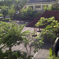 Photo taken at Sekolah Tinggi Manajemen Informatika dan Teknik Komputer (STIKOM) Bali by Tole A. on 5/23/2012